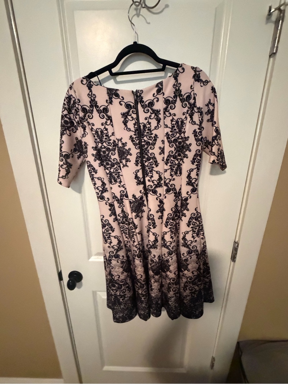 Elegant Pink Floral Lace-Print Fit & Flare Dress - Picture 2 of 4